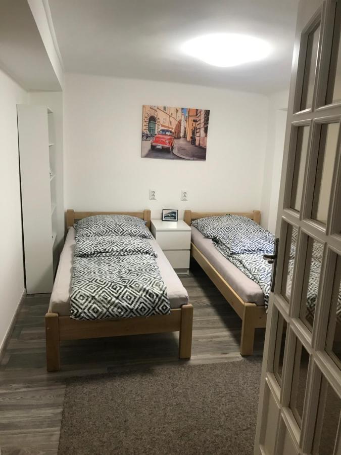 Móra apartman 2 Kiskunfélegyháza Exterior foto