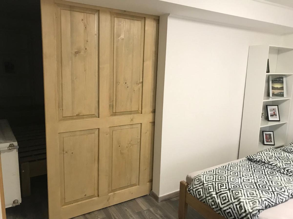 Móra apartman 2 Kiskunfélegyháza Exterior foto